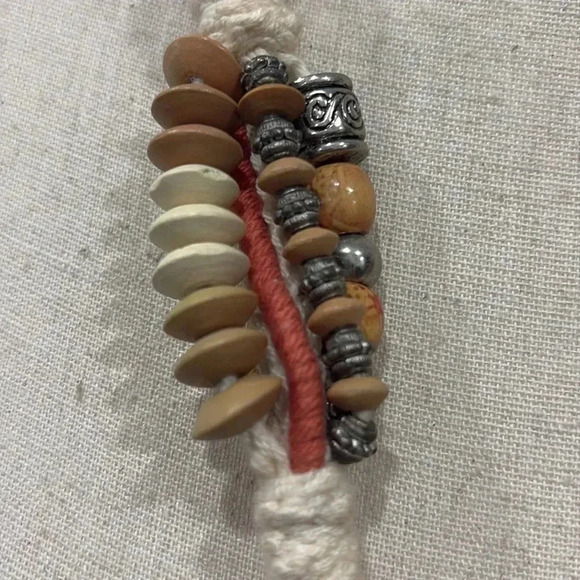 Knitted unique bohemian necklace - Picture 4 of 6